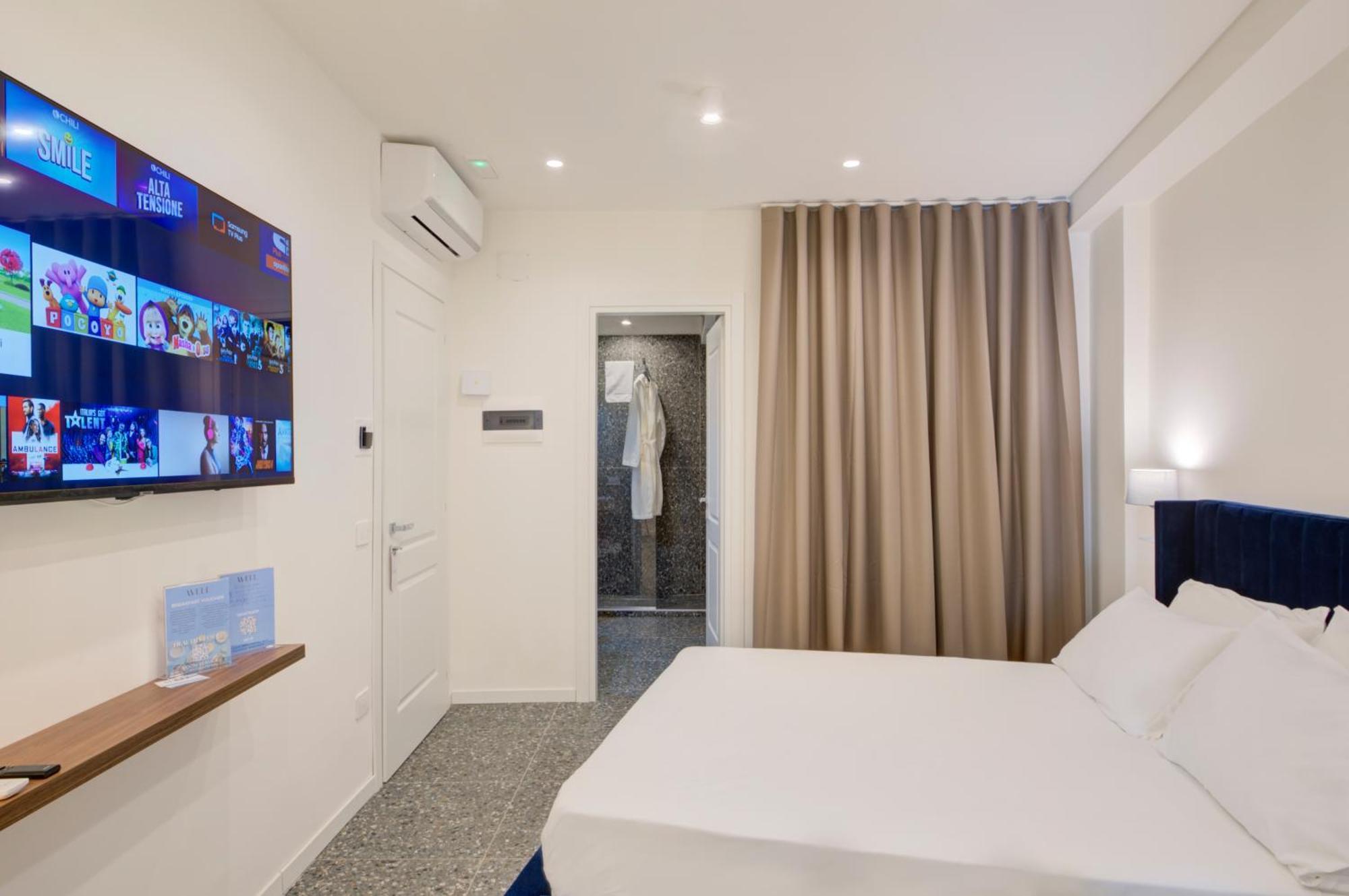 Well Suites - Piazza Dei Martiri Naples Exterior photo