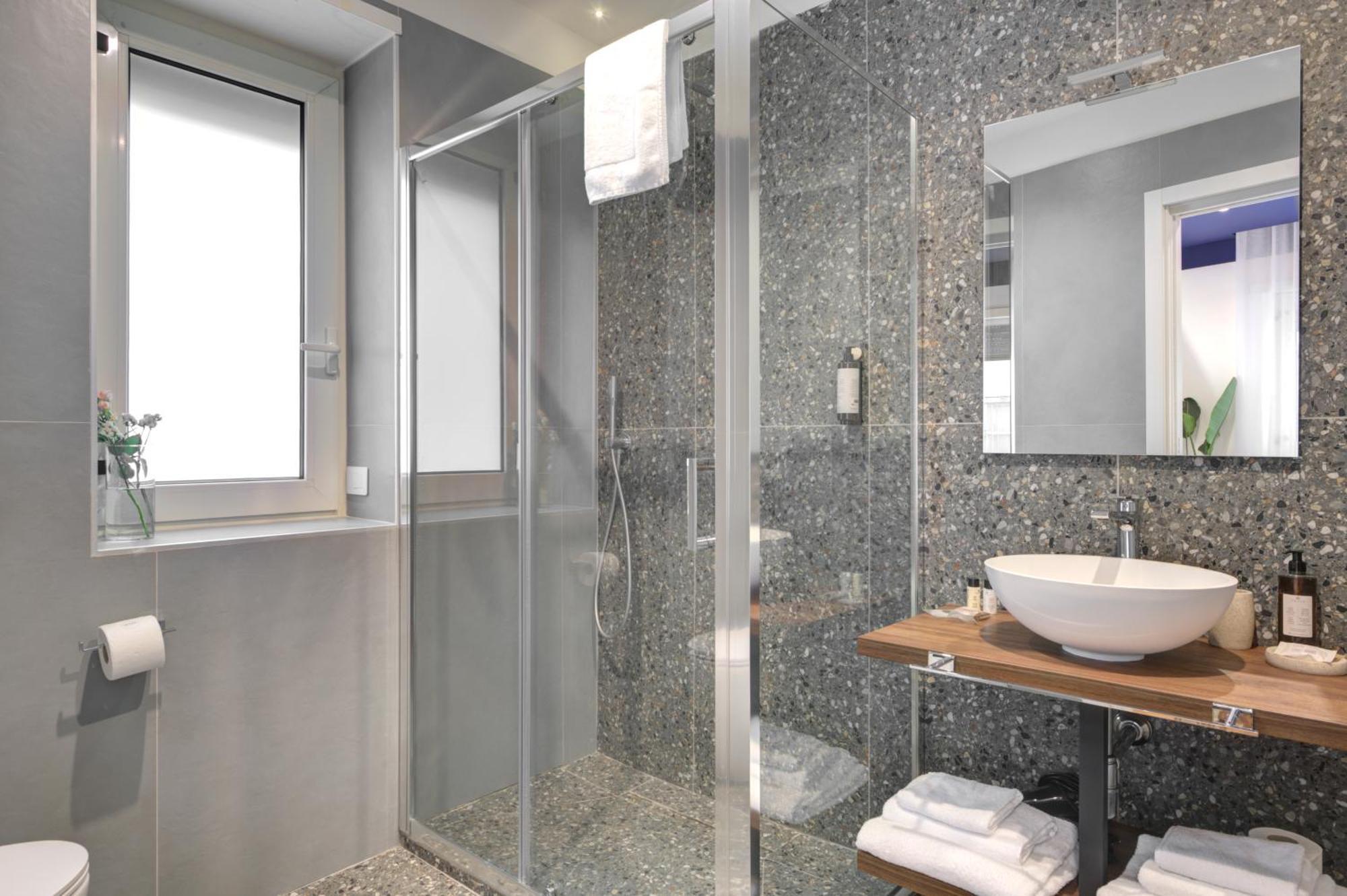 Well Suites - Piazza Dei Martiri Naples Exterior photo